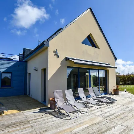 With Indoor Pool Jacuzzi Sauna Villa